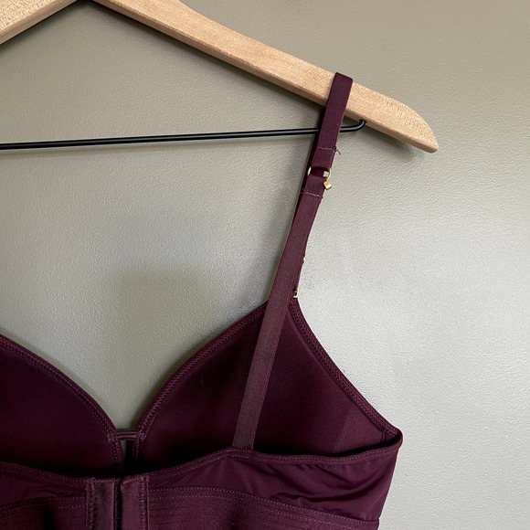 NWOT Lively The Spacer T-Shirt Bra Burgundy Red Size 34A Wireless Lightly Padded - Picture 14 of 16